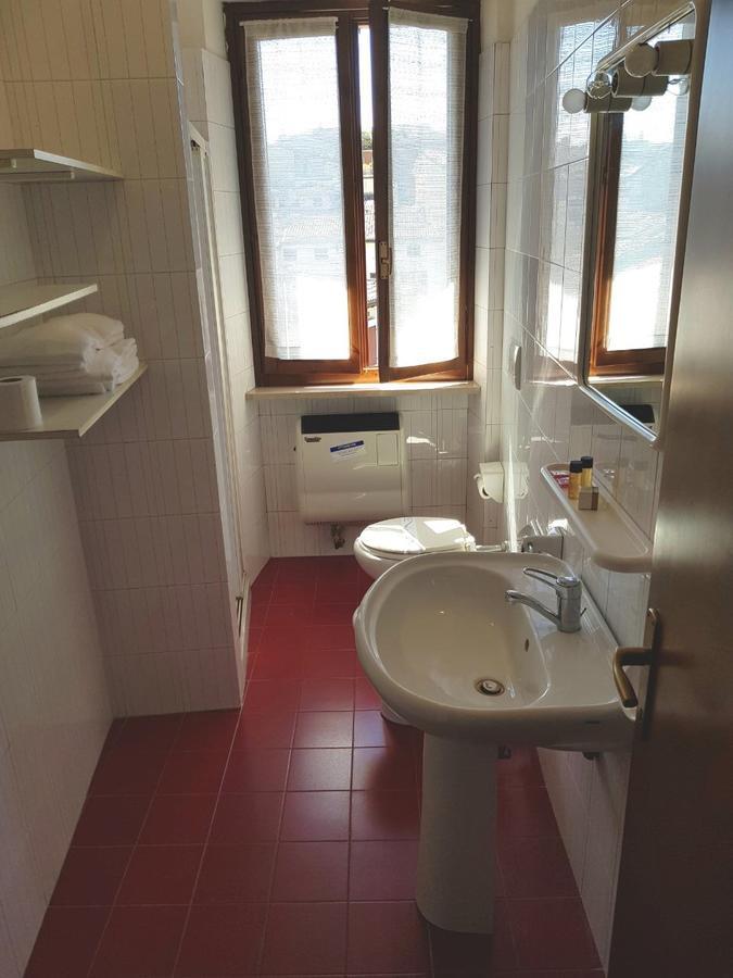 Casa Bagatta Apartment Desenzano del Garda Bagian luar foto